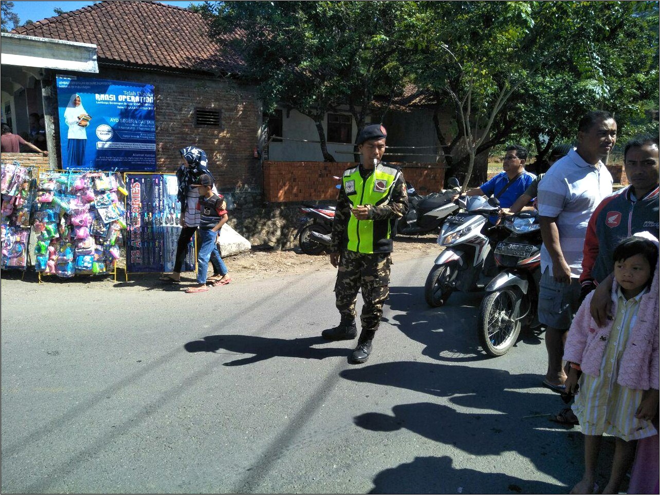 Contoh Surat Mohon Bantuan Pengamanan Kegiatan Pawai